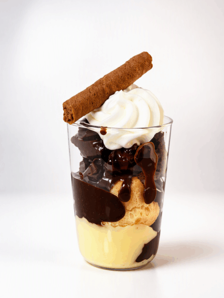 Ποτηράκι τύπου profiterole